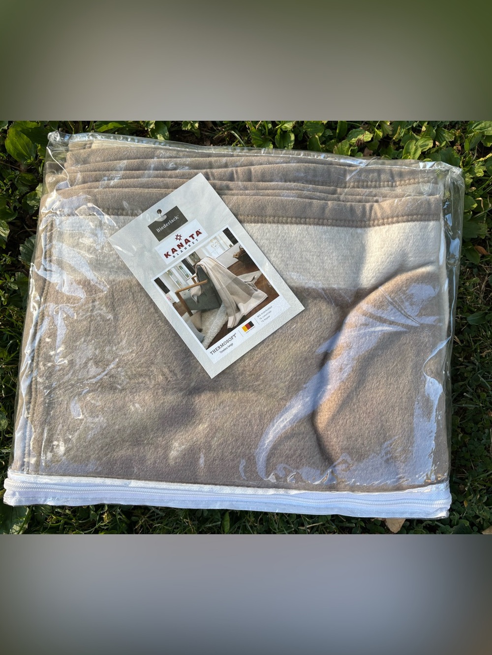 Biederlack Kanata Termosoft Timeless Beige Blanket, 60” X 50” -NWT